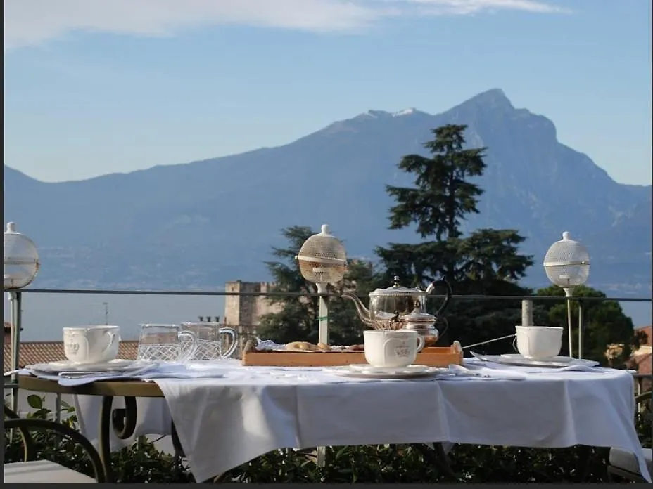 Casa Antichita Villa Torri Del Benaco