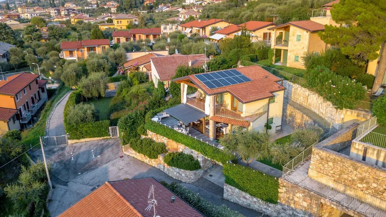Casa Antichita Villa Torri Del Benaco Italy