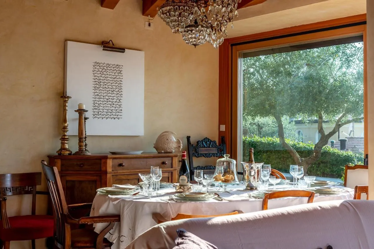 Casa Antichita Villa Torri Del Benaco Italy