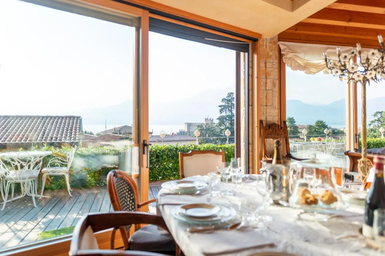 Casa Antichita Villa Torri Del Benaco Italy