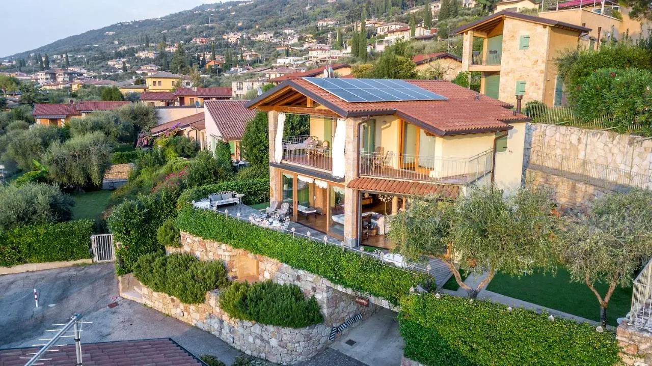 Casa Antichita Villa Torri Del Benaco Italy